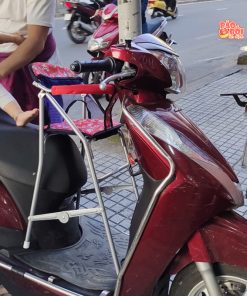 Ghế đi xe máy cho bé, mã chân cao cho xe ga (hình thật)