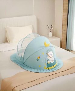 Mùng chụp hình thú cho bé