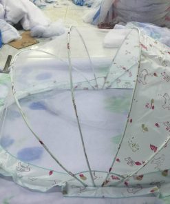 Mùng chụp vải tròn họa tiết cho bé