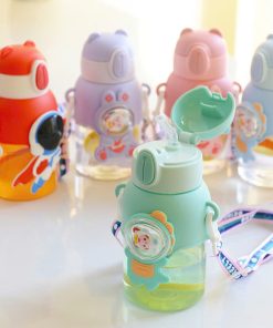 Bình nước in hình nổi mã mới siêu cưng cho bé